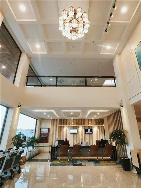 Rivertel Телук Интан Екстериор снимка
